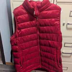32 Degrees Women's Red Puffer Vest MAKE OFFER